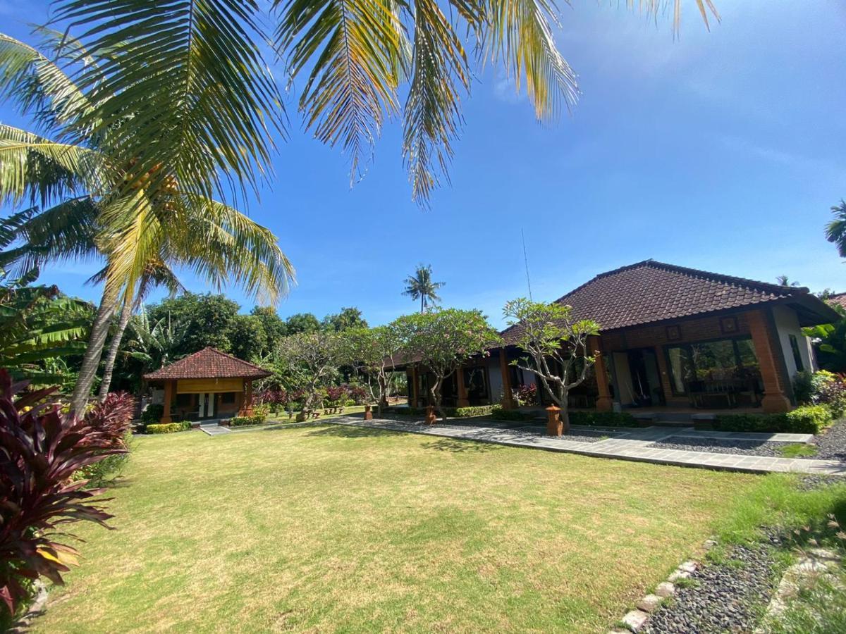 Badini Homestay Pemuteran  Exterior photo