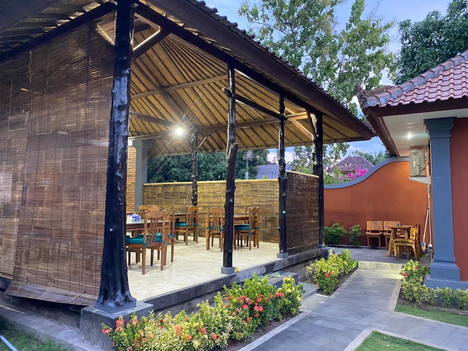 Badini Homestay Pemuteran  Exterior photo